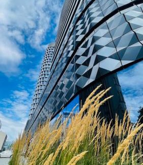 Katowice Apartment | Global Top View 22th Floor PREMIUM by BookingHost