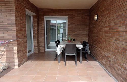 Mont-roig del Camp Ski Chalet | Relax at Global Villa Agustina with Private Pool & BBQ
