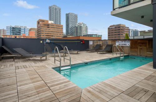 Victoria Park Apartment | Explore Downtown with GLOBALSTAY BMO Centre Apartments