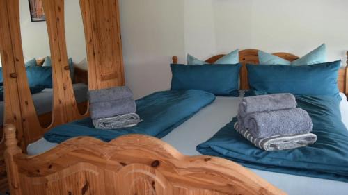 Sankt Andreasberg Apartment | Inviting Glockenturmblick: Hot Tub & Fireplace Amenities