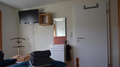 Sankt Andreasberg Apartment | Inviting Glockenturmblick: Hot Tub & Fireplace Amenities