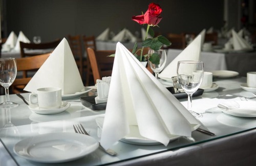 Glomfjord Hotel | Pet-Friendly Glomfjord Hotel with Breakfast and Accessibility