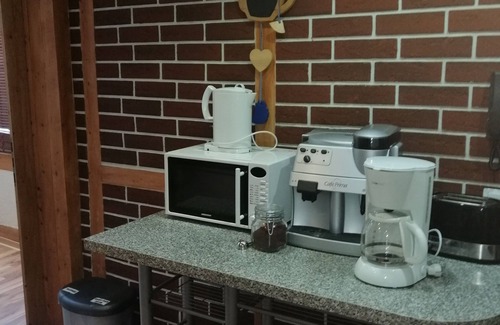 Bad Sooden-Allendorf Apartment | Top-Rated Glori's Apartment: Family-Friendly with Kitchen