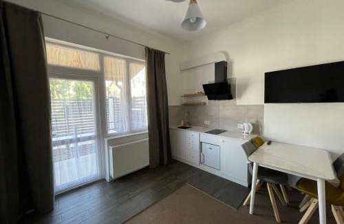 Skhidnytsya Apartment | Top-Rated Gloria Apartments: Ideal for Family Stays