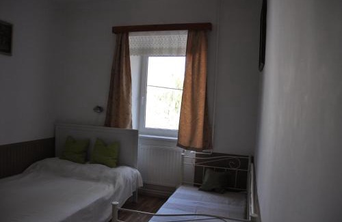Fertoboz Bed & Breakfast | Cozy Gloriett Panzió with Fireplace and Hot Tub
