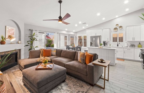 Deer Valley House | Delightful Glendale Retreat with Heated Pool & BBQ Area
