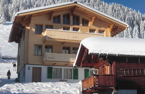 Murren Ski Chalet | Exquisite Summer Retreat or Ski Chalet in Murren - 10/10 Rated