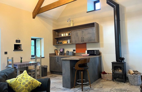 Haverfordwest Apartment | Discover Ty Ni: Idyllic Barn Retreat in Pembrokeshire