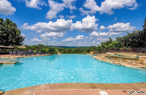 Leander House | Experience Glory Days: Family-Friendly with Pool Access