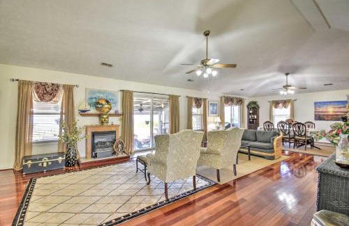 Bellamy House | Gloucester Retreat: Family-Friendly Oasis with Pier Access
