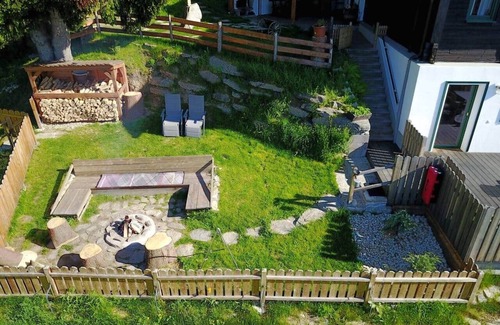 Ratten Ski Chalet | Glühwürmchenhütte: Wellness Retreat with Ocean View & Spa