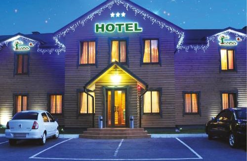 Sukhinovka Hotel | Unforgettable Gluhoman: 10/10 Rated with Oceanfront Bliss