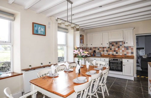 Harlech Cottage | Glyn Morfa: Pet-Friendly Cottage with Oceanfront Views