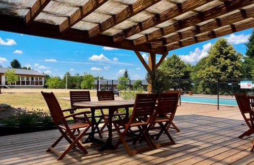 Meymac Cabin | Oceanfront Bliss at Glynns, Rated 9.2 by Guests