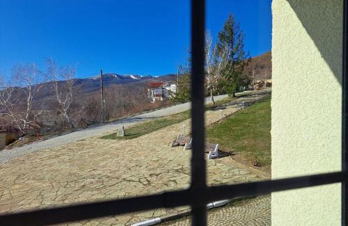 Kazanlak Apartment | Gnezdo Studio Apart: Pet-Friendly Stay with 9.7/10 Rating