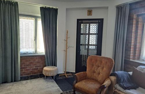 Kazanlak Apartment | Gnezdo Studio Apart: Pet-Friendly Stay with 9.7/10 Rating