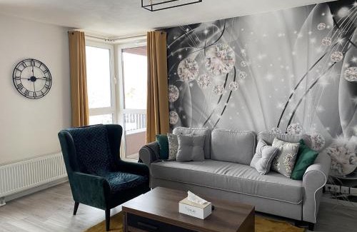 Kosice Old Town Apartment | Family-Friendly GNG Apartment with 9.8 Guest Rating