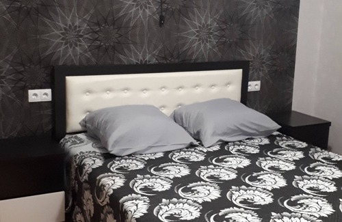 Vake House | Gnt Plus: Family-Friendly Stay with Breakfast & Kitchen