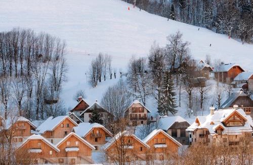 Saint-Colomban-des-Villards Apartment | Relaxing Getaway at Goélia Les Chalets de Belledonne