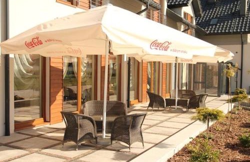 Oblegorek Apartment | Enjoy Comfort at Gościniec Europejski with Hot Tub Access