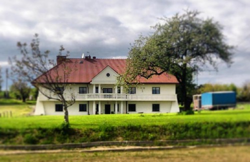 Dwikozy House | Guest Rated: 10/10 at Gościniec Husarski with Hot Tub