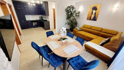 Znin Hotel | Welcoming Gościniec Krys: Rated 9.1/10 & Family-Friendly