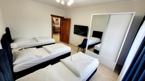 Znin Hotel | Welcoming Gościniec Krys: Rated 9.1/10 & Family-Friendly