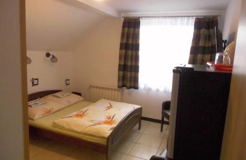 Goldap Bed & Breakfast | Highly Rated Gościniec Nad Jarem: Family & Accessible Stay