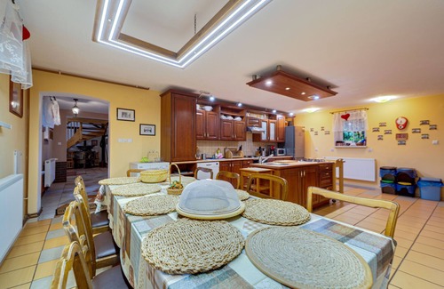 Chlebice House | Experience Gościniec Pod Dwoma Sercami with Ocean Views