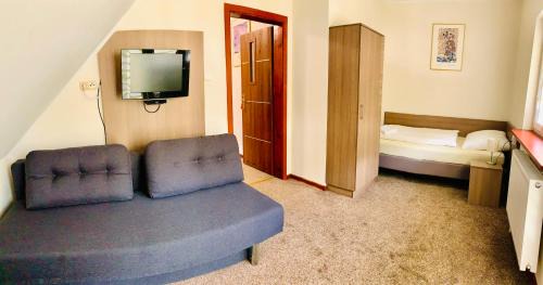 Skwierzyna Hotel | Discover Gościniec Skwierzyna: Pet Friendly & Cozy Retreat