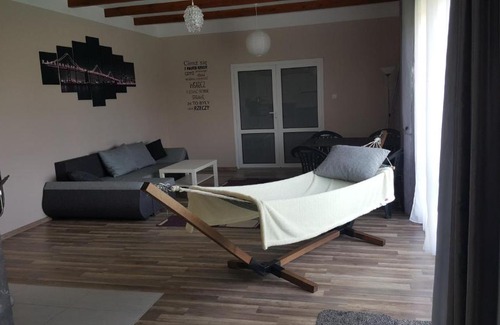 Kleszczele House | Pet-Friendly Retreat at Gościnna Arkada with Breakfast Included