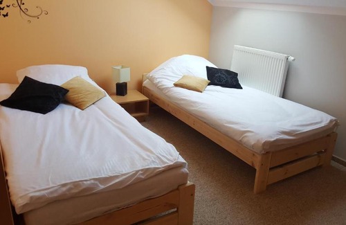 Kleszczele House | Pet-Friendly Retreat at Gościnna Arkada with Breakfast Included