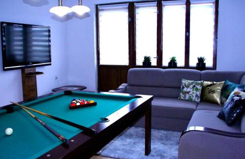 Torun Apartment | Stylish 4-Star Apartment Rose with Garage Parking