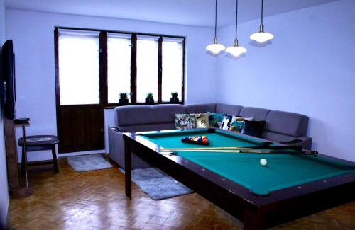 Torun Apartment | Stylish 4-Star Apartment Rose with Garage Parking