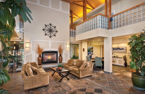 Marina Resort | Dream a Little at Our Oceanfront Escape with Spa & Pool