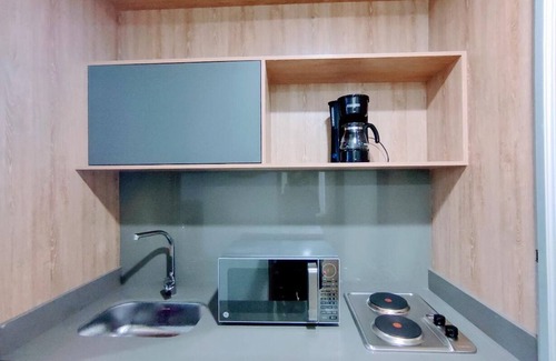 Guayabal Apartment | Discover Go and Living Suite 1014: Family-Friendly Retreat
