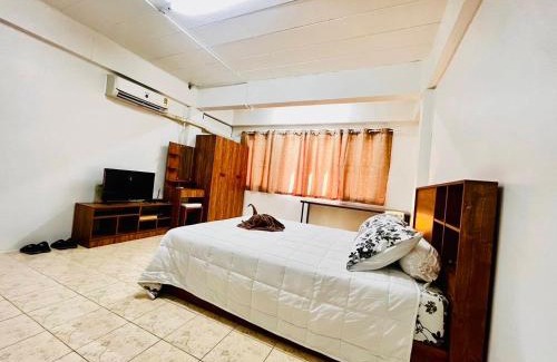 Samphao Lom Apartment | Discover Unique Experiences Beyond Ayutthaya for Families