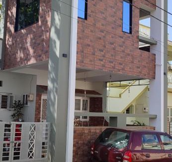 Bhuj House | Inviting "Go Desert" Homestay: Guest Rated 9/10 & Breakfast Included