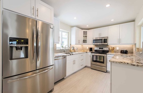 Lauderdale Beach House | Experience Luxury at Lauderdale Beachside Pool Home