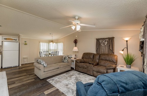 Buckhead Ridge House | Unforgettable Stays at GO FISH INN with Kitchen Amenities