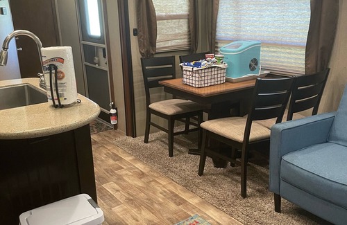 French Quarter House | Experience Glamping on Lake Conroe: Guest Rated 9.8
