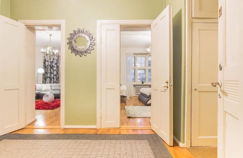 Kluuvi Apartment | Comfortable Stay at Go Happy Home Apartment, Mikonkatu 18