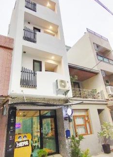 Yancheng District Bed & Breakfast | Top-Rated Go Home Homestay with Breakfast & Hot Tub