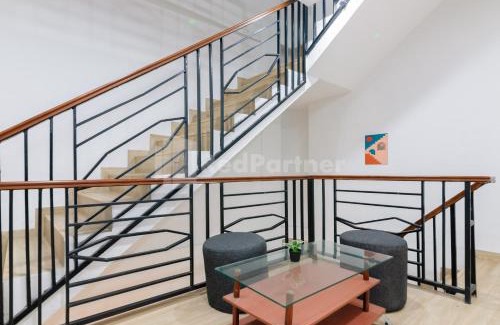 Gambir Hotel | Go Home Residence RedPartner