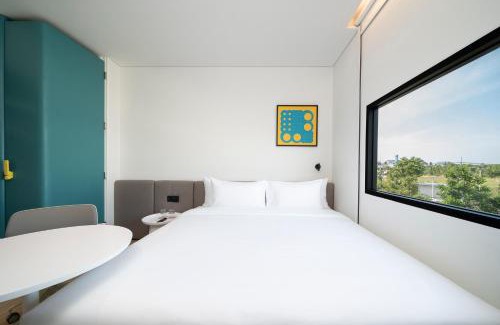 Si Racha Hotel | Cozy GO! Hotel Si Racha: Pet-Friendly & Family Accommodations