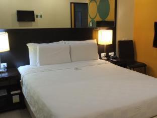 Dumaguete Hotel | Budget-Friendly Stay at Go Hotels Dumaguete with Breakfast