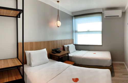 Bacolod Hotel | Budget-Friendly Stay at Go Hotels Bacolod with Breakfast