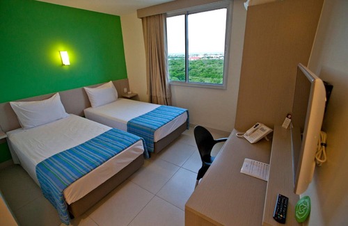 Farolandia Hotel | Pet-Friendly Getaway at Go Inn Aracaju - Rated 9/10!