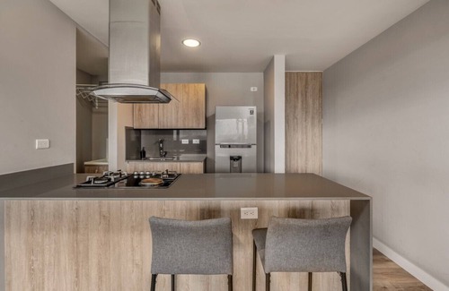 La Aguacatala Apartment | Discover Go Living 801: Modern 2BD Apartment in Poblado