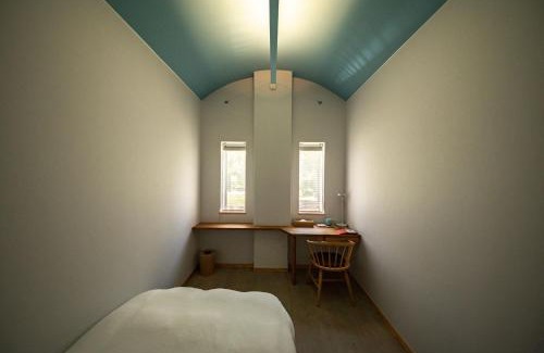 Goto House | Discover Go Round and Round - Family-Friendly Retreat
